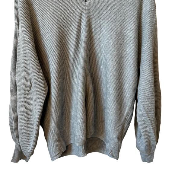 1. State New Women's V Neck Balloon Sleeve Rib Knit Pullover Sweater Gray Medium - Picture 6 of 9